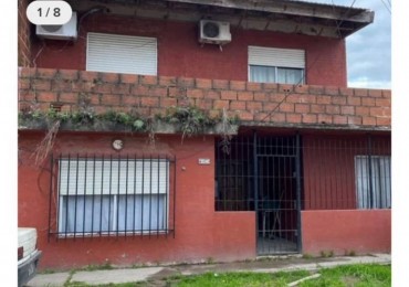 Venta casa 5 Ambientes en Villa Celina. B. Sarmiento